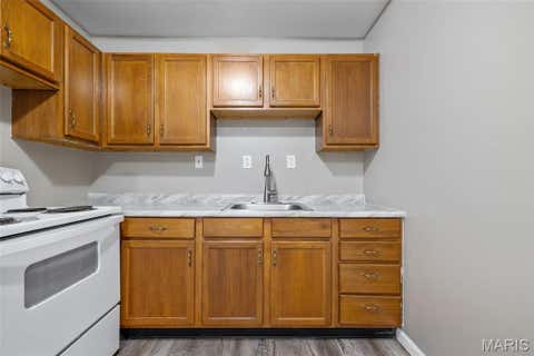 Tiny photo for 560 E Cherry Street, Troy, MO 63379 (MLS # 26046395)