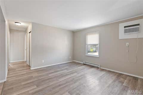 Tiny photo for 560 E Cherry Street, Troy, MO 63379 (MLS # 26046395)