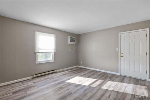 Tiny photo for 560 E Cherry Street, Troy, MO 63379 (MLS # 26046395)
