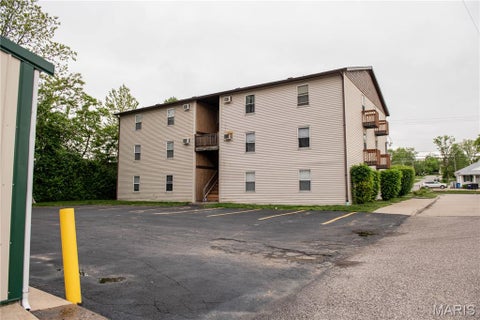 Tiny photo for 560 E Cherry Street, Troy, MO 63379 (MLS # 26046395)