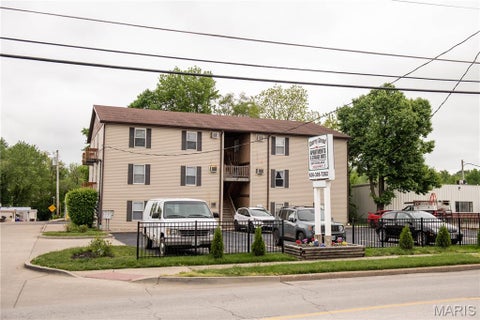 Photo of 560 E Cherry Street, Troy, MO 63379 (MLS # 26046395)