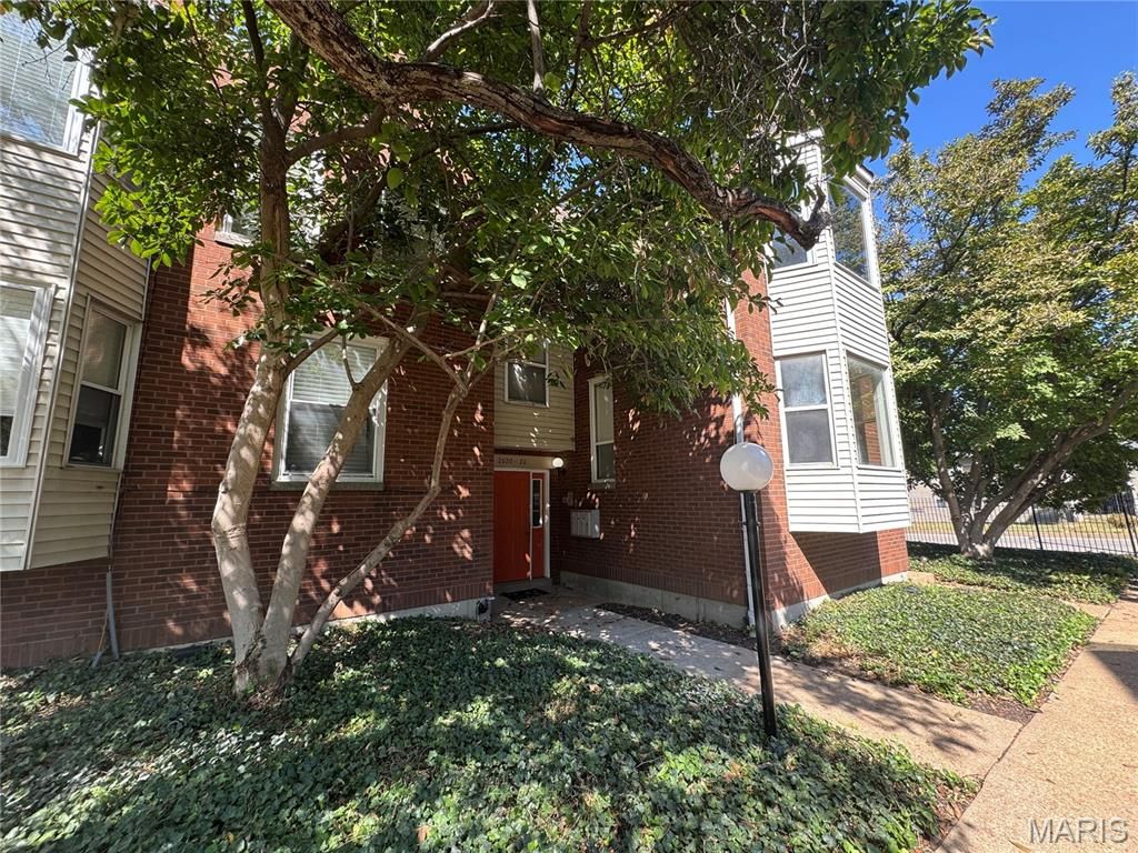 Photo of 2622 Park Avenue #A, St Louis, MO 63104 (MLS # 26019601)