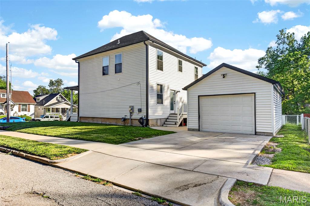 3203 Byron Place