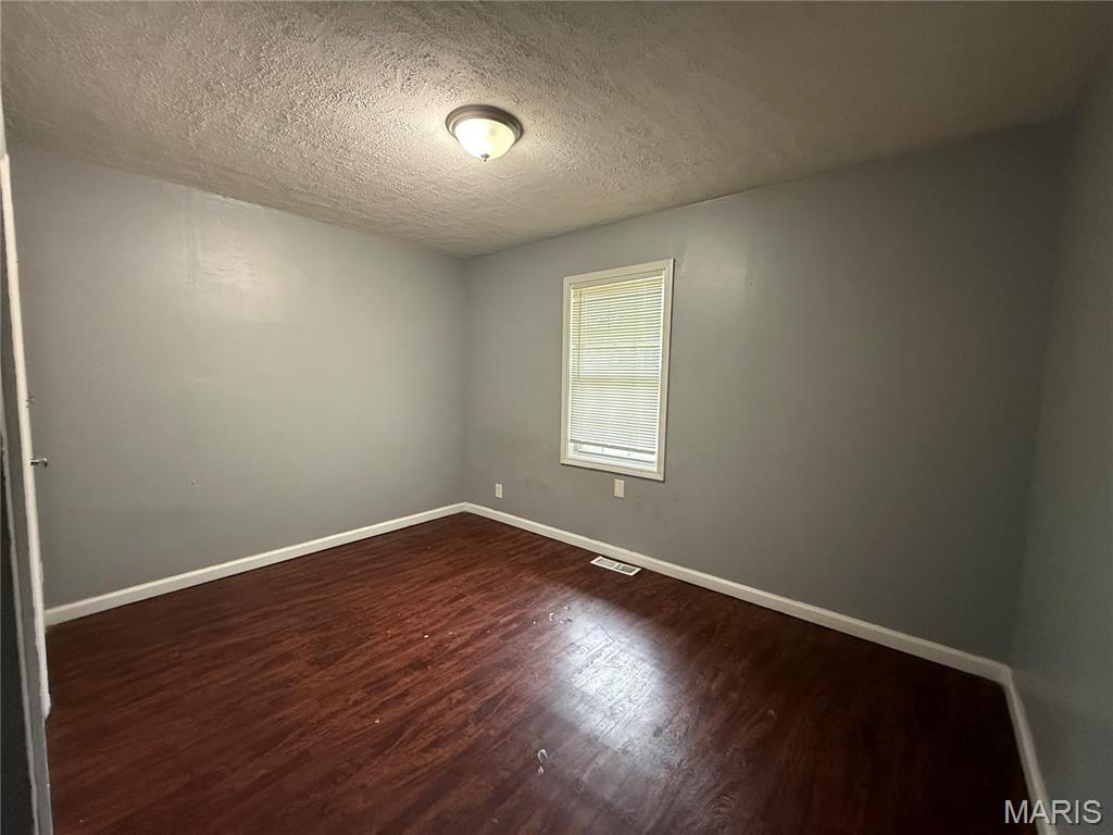 Riverview Gardens - Residential Lease