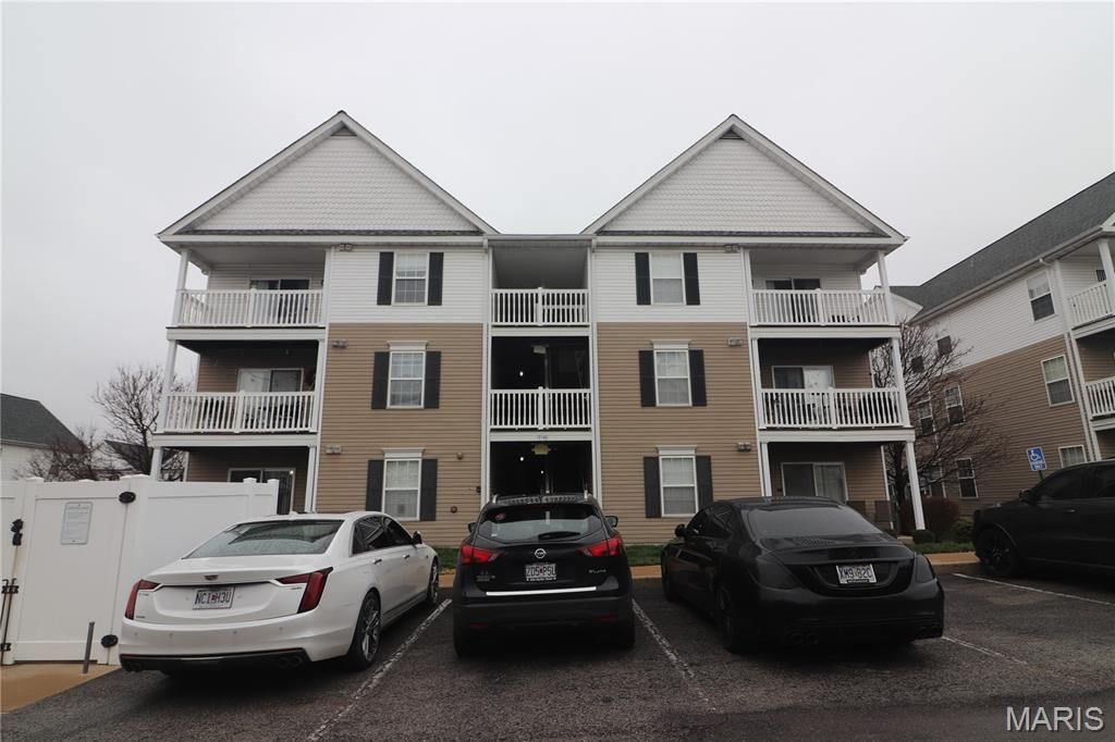 Photo of 9740 Bexley Station Drive #7G, Unincorporated, MO 63123 (MLS # 26013263)