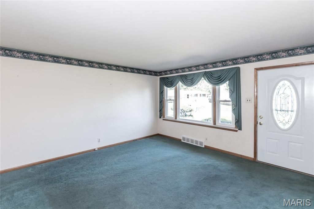 Photo of 11048 Ridge Forest Court, St Louis, MO 63126 (MLS # 26025760)