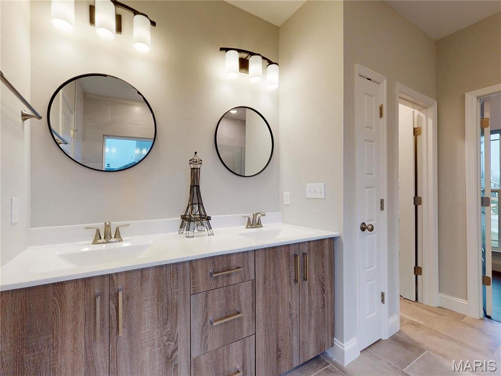 Stone Canyon - Residential