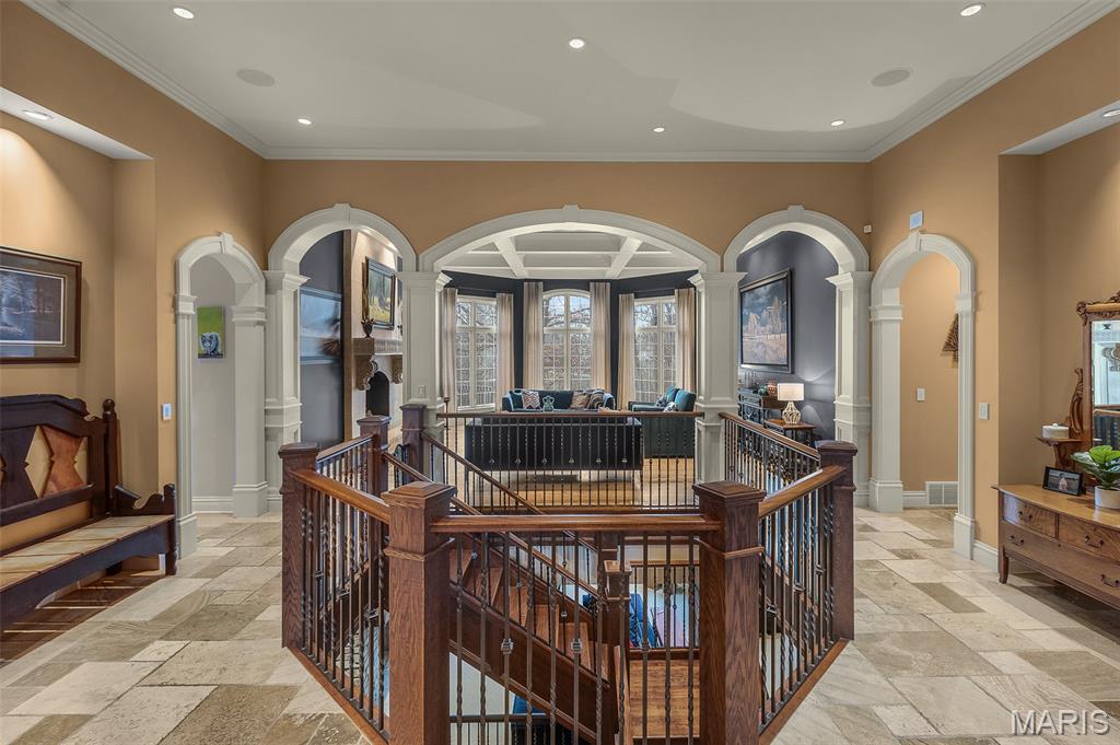 Windwood Lake Estate - Residential