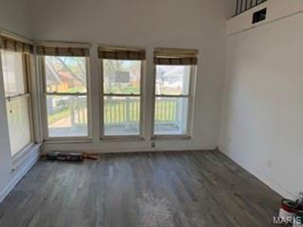 Photo of 1454 Pine Row Court, St Louis, MO 63146 (MLS # 26020628)