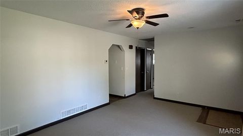 Tiny photo for 510 N 2nd Street, Elsberry, MO 63343 (MLS # 25067624)