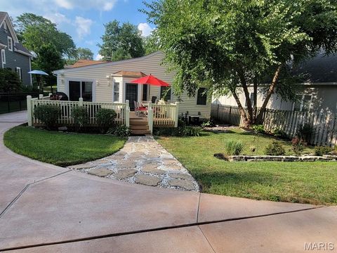 Tiny photo for 534 E Jefferson Avenue, Kirkwood, MO 63122 (MLS # 26010502)