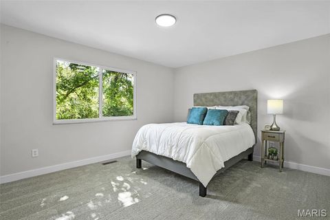 Tiny photo for 12388 Country Glen Lane, Creve Coeur, MO 63141 (MLS # 25069686)