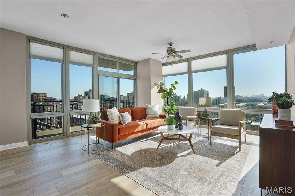 Park East Tower - Residential