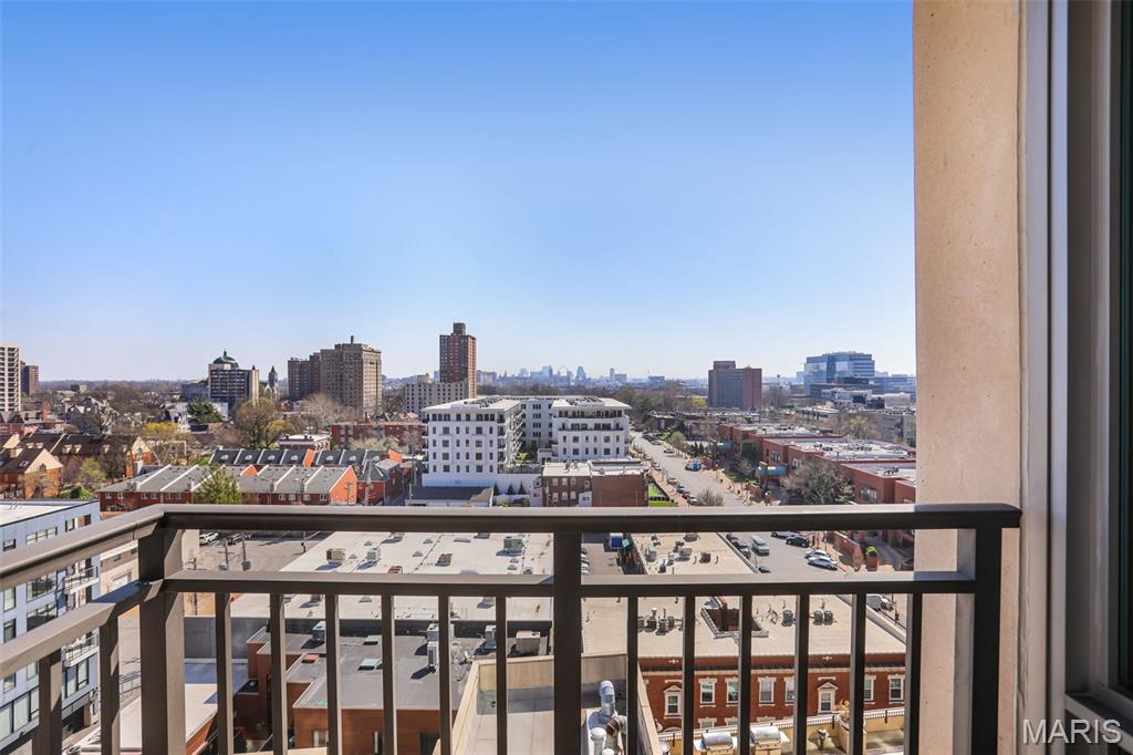 Park East Tower - Residential