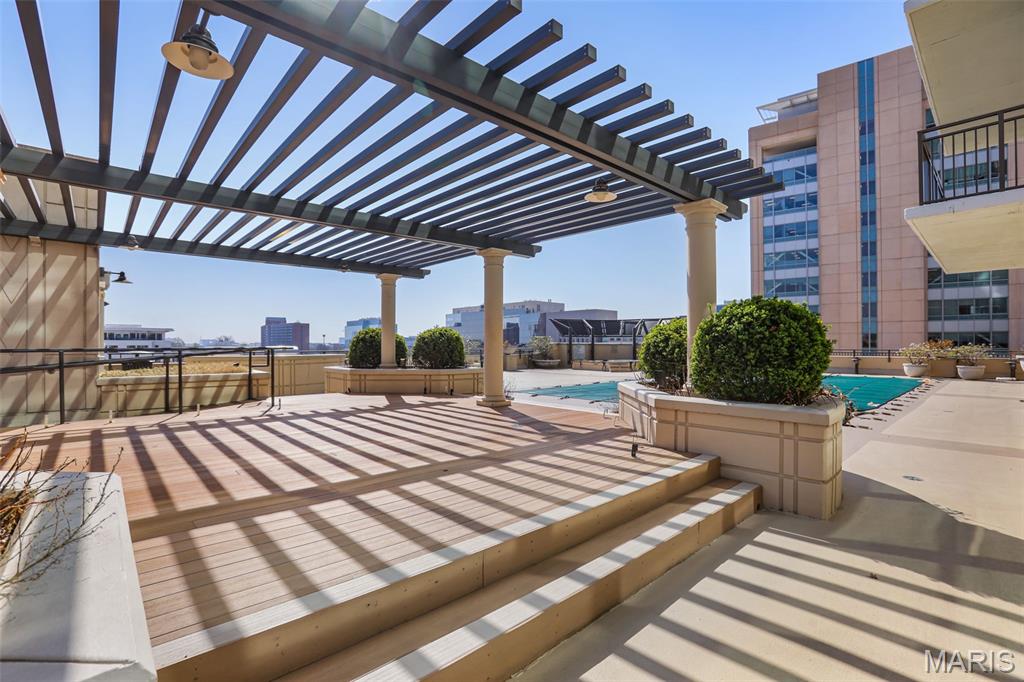 Park East Tower - Residential