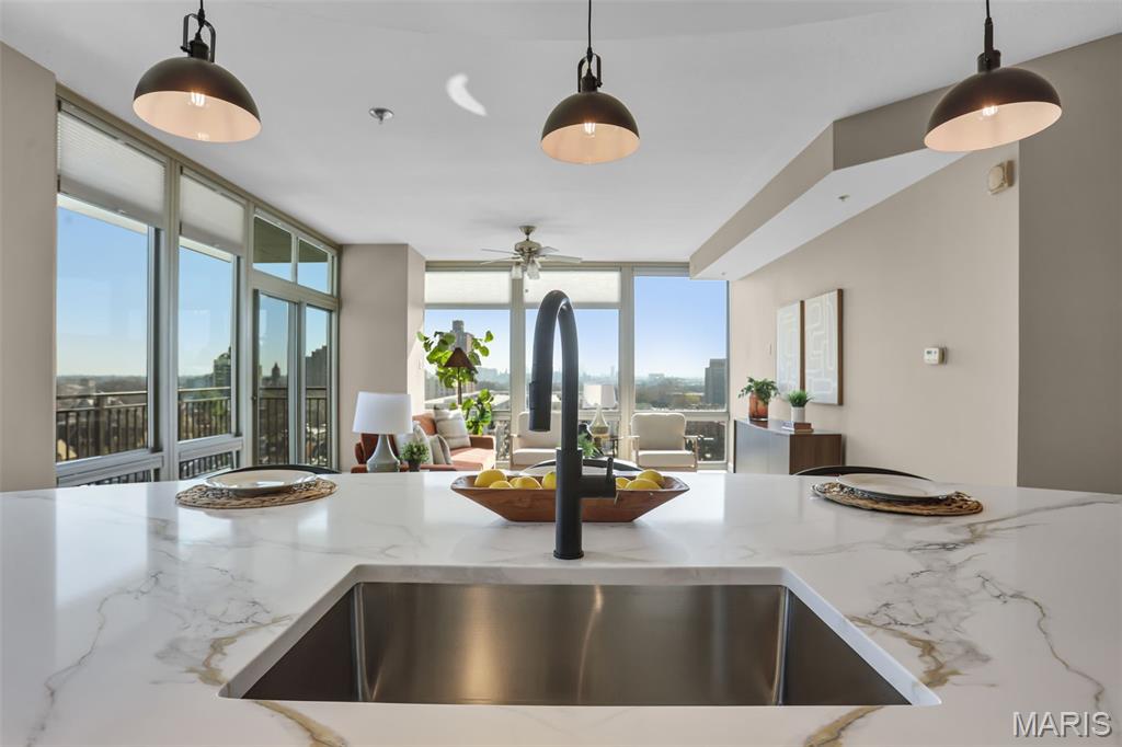 Park East Tower - Residential