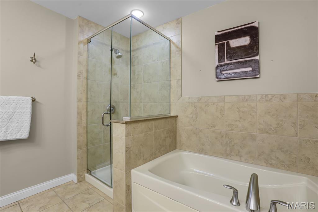 Park East Tower - Residential