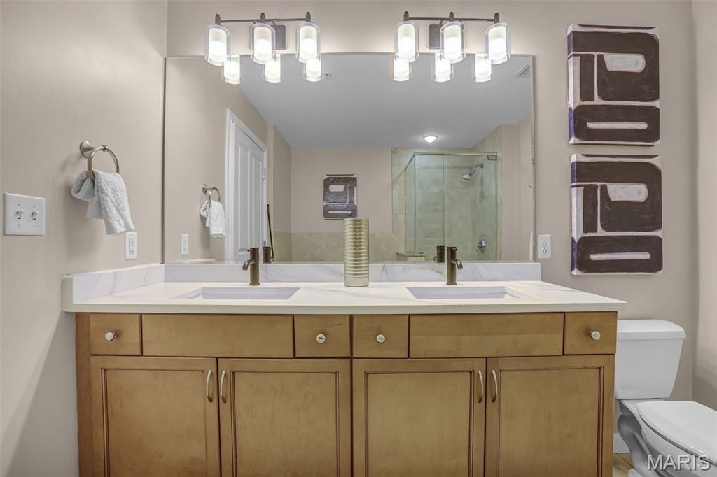 Park East Tower - Residential