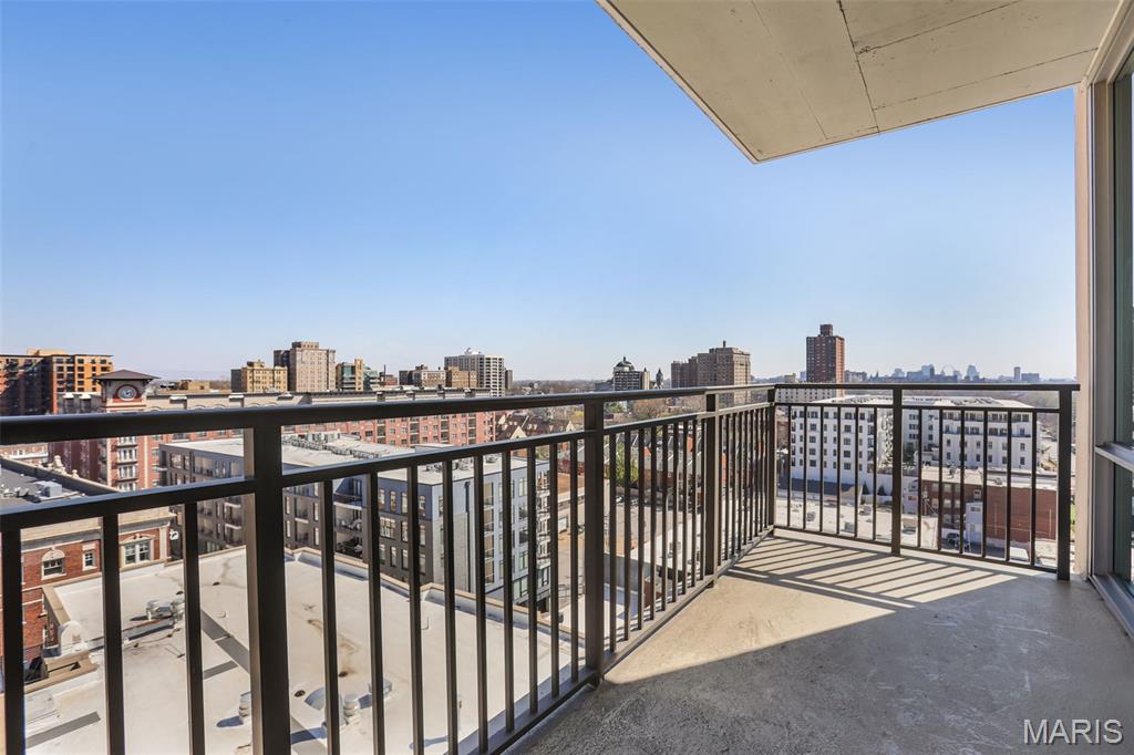 Park East Tower - Residential