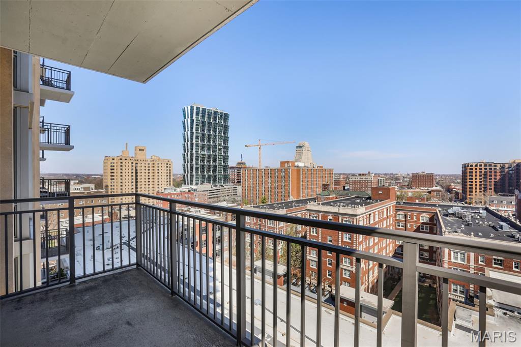 Park East Tower - Residential