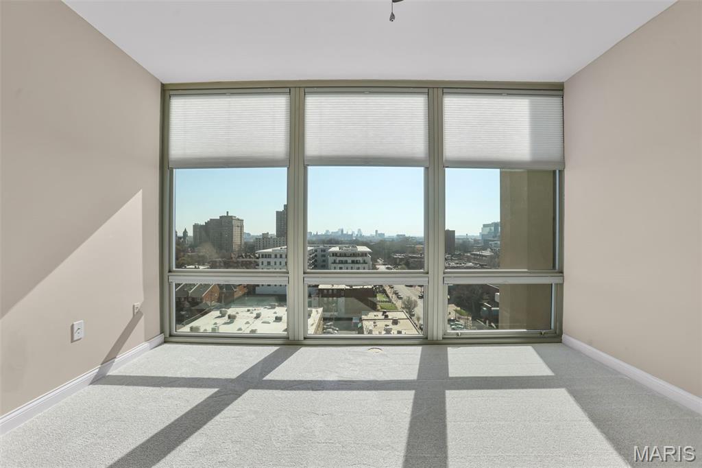 Park East Tower - Residential