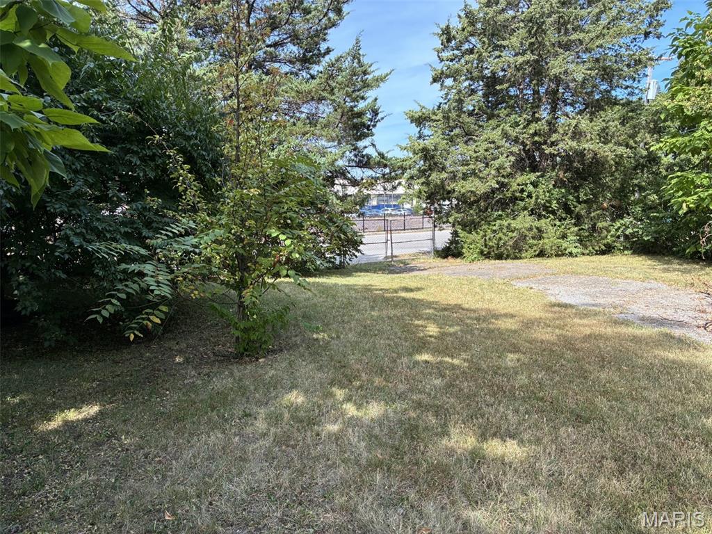 Hamilton Place Addition - Land