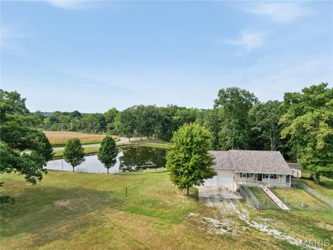 Photo of 103 Fisher Avenue, Panama, IL 62077 (MLS # 26058927)