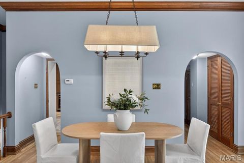 Tiny photo for 405 W Swon Avenue, Webster Groves, MO 63119 (MLS # 26026203)