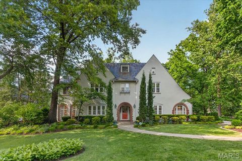 Tiny photo for 405 W Swon Avenue, Webster Groves, MO 63119 (MLS # 26026203)