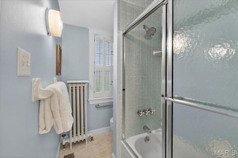 Tiny photo for 405 W Swon Avenue, Webster Groves, MO 63119 (MLS # 26026203)