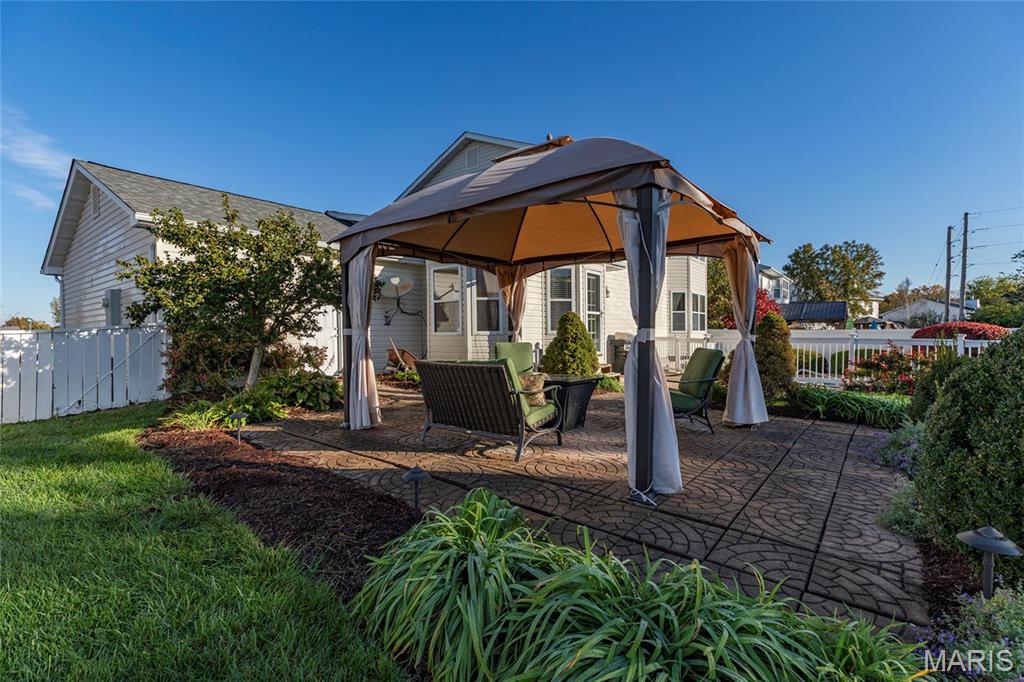 742 Oak Leaf Bluff Drive