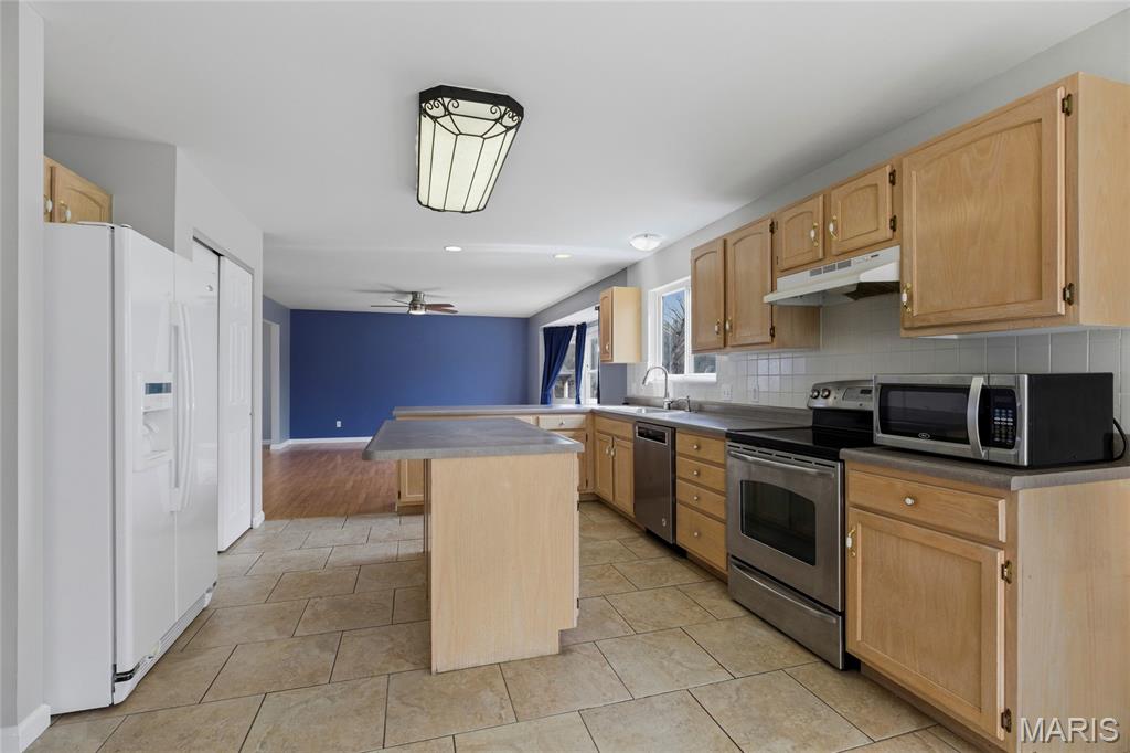 Oak Grove Bluffs #3 - Residential