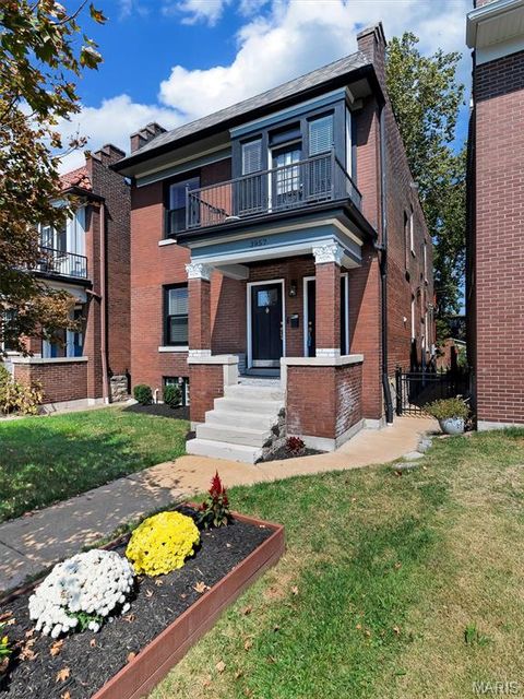 3957 Shaw Boulevard St Louis MO 63110