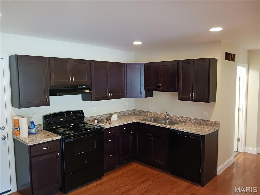Florissant Road Terrace - Residential Lease