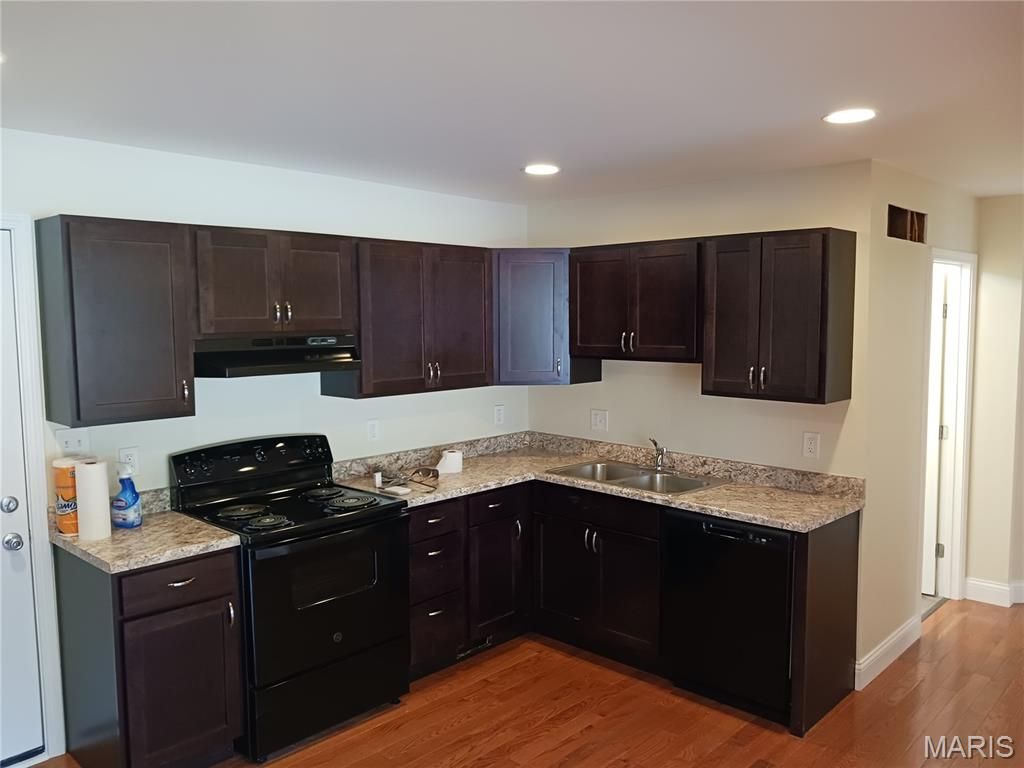 Photo of 601 Ruggles Road, Ferguson, MO 63135 (MLS # 26024225)