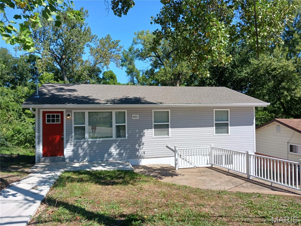 Florissant Road Terrace - Residential Lease