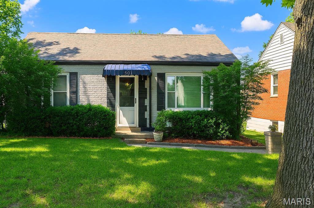 901 Fontaine Place