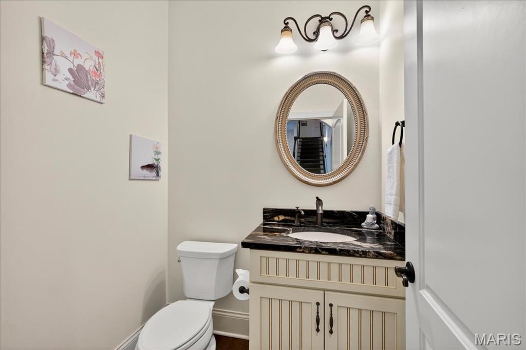 Ladue Court Villas - Residential