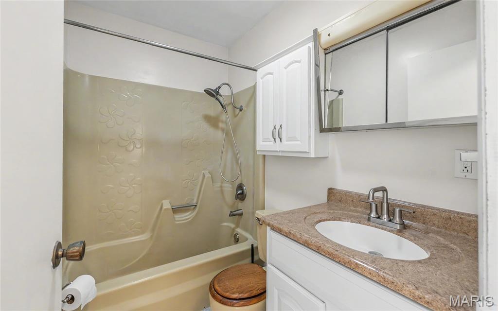 College Hills 2 - Residential