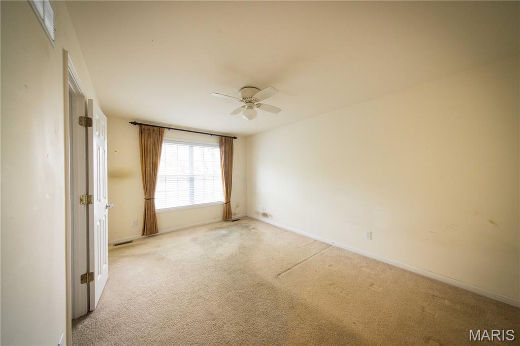 2204-06 Burns Ave Lt Split - Residential