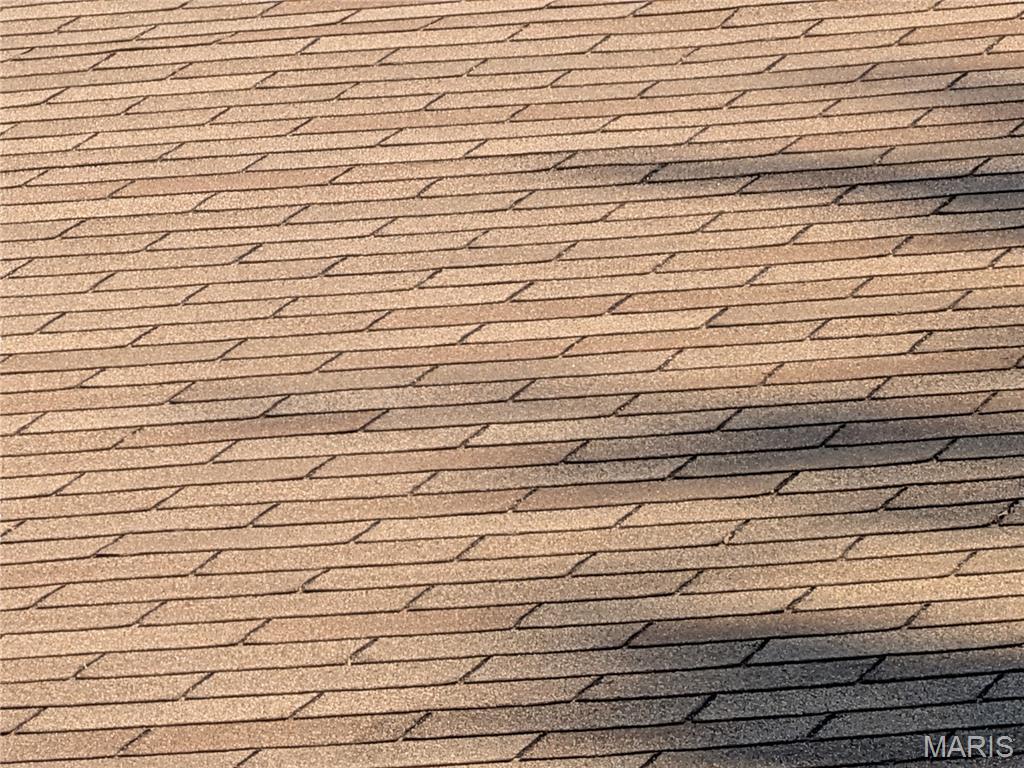 2204-06 Burns Ave Lt Split - Residential