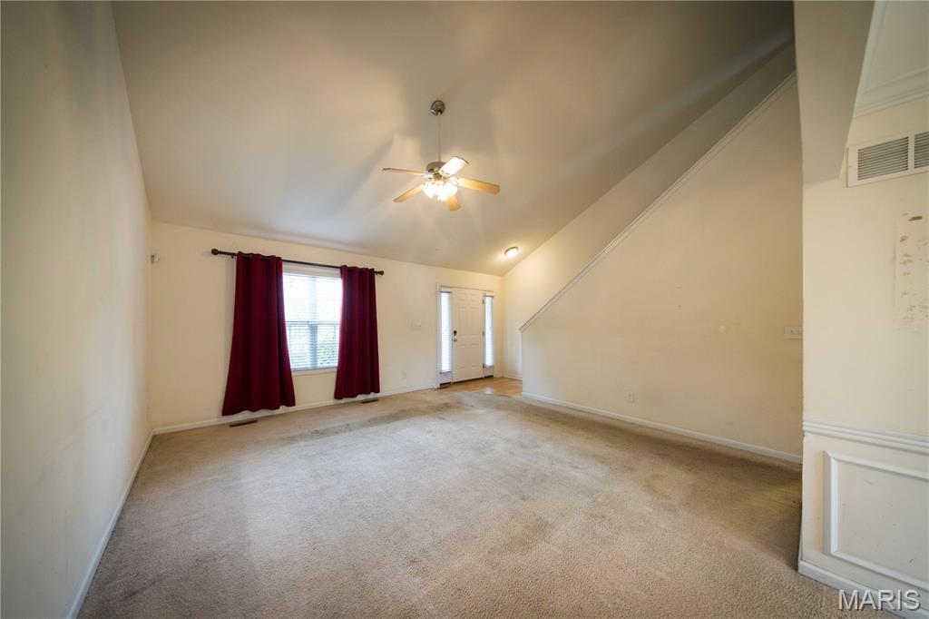 2204-06 Burns Ave Lt Split - Residential