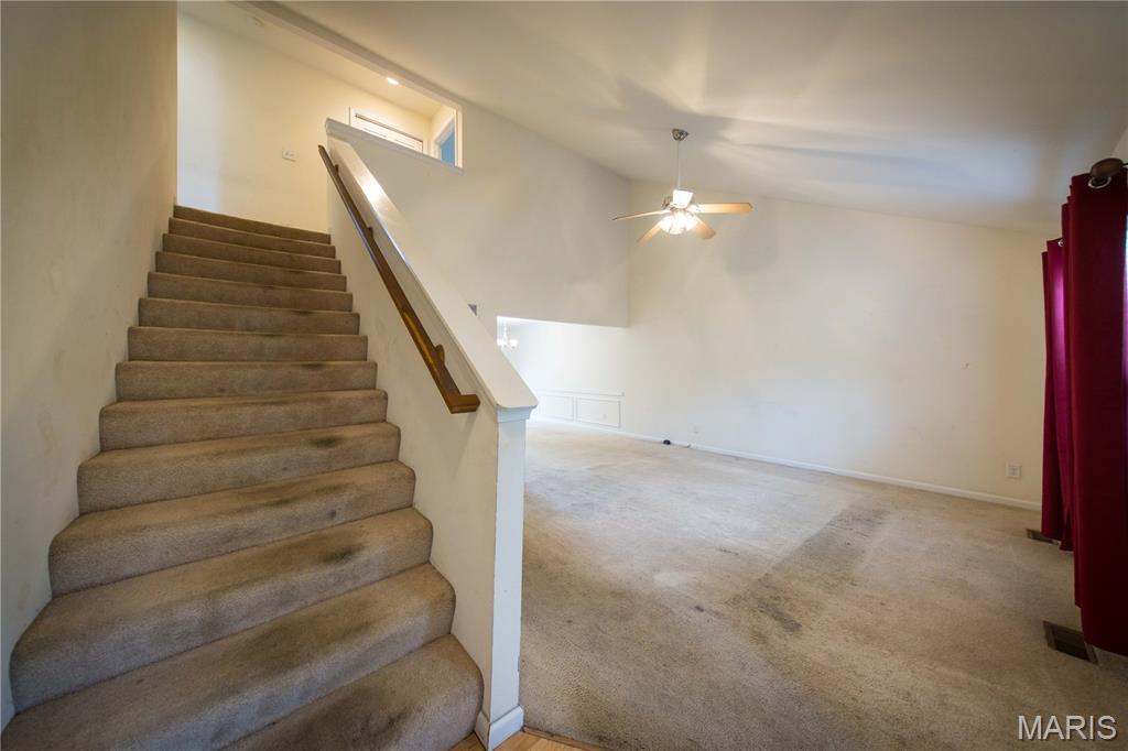 2204-06 Burns Ave Lt Split - Residential