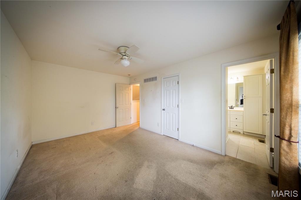 2204-06 Burns Ave Lt Split - Residential