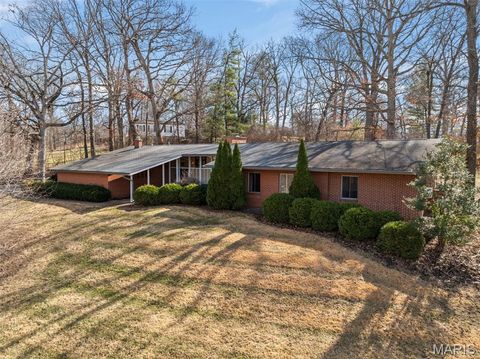 28 Black Oak Drive Sunset Hills MO 63127