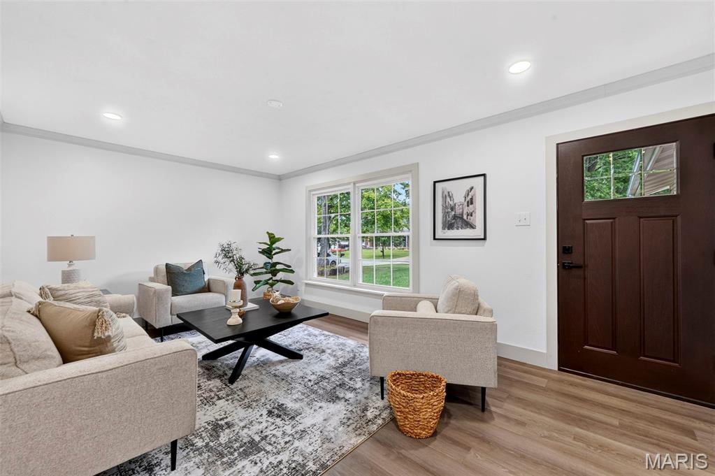 1004 Bridgeport Drive
