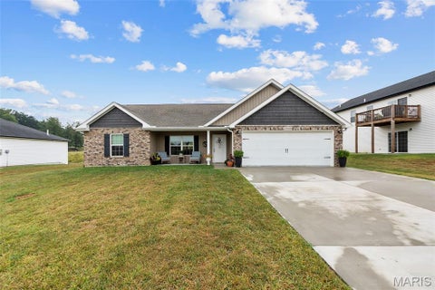 Photo of 3829 Silverton Circle, Cape Girardeau, MO 63701 (MLS # 26060179)