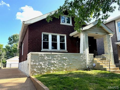 Photo of 5230 Bancroft Avenue, St Louis, MO 63109 (MLS # 26032273)