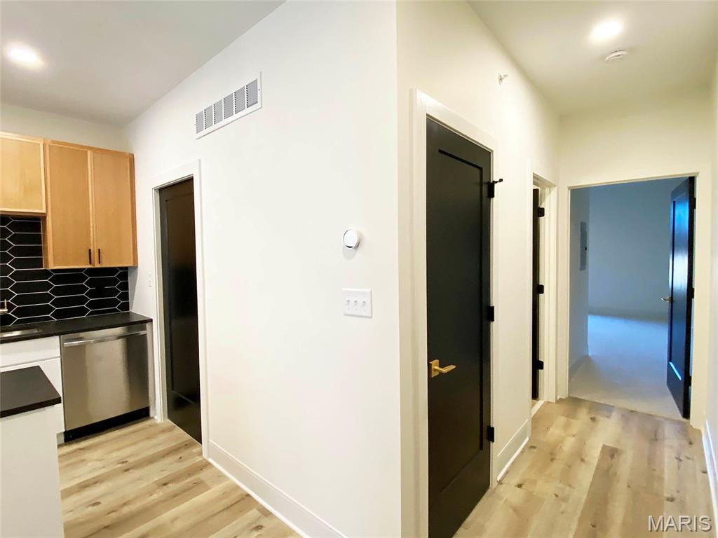 St. Louis Commons Add - Residential Income