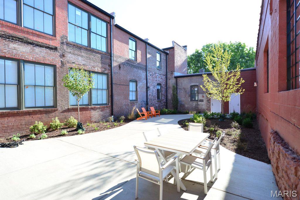 St. Louis Commons Add - Residential Income